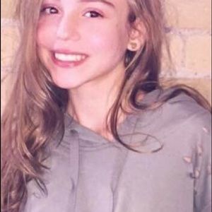 GREEN DISTRESSED HOODIE